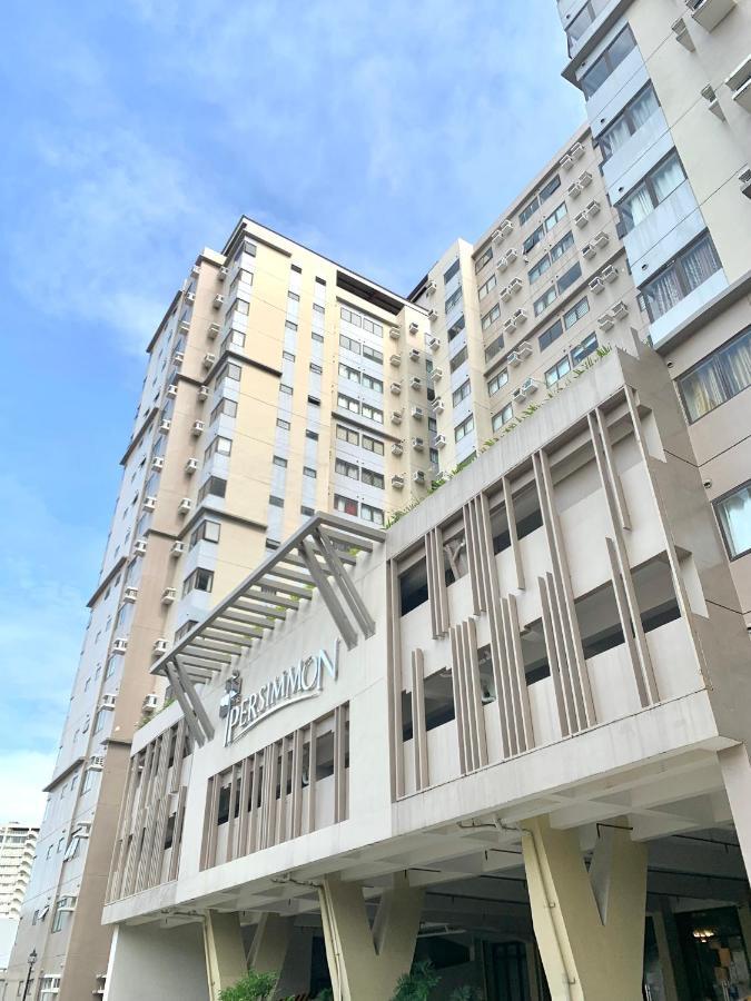 The Persimmon Studios Near Ayala And Sm City Cebu Stadt Exterior foto