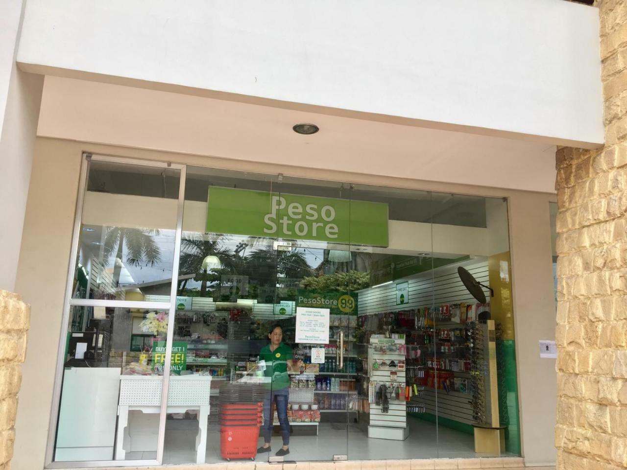 The Persimmon Studios Near Ayala And Sm City Cebu Stadt Exterior foto